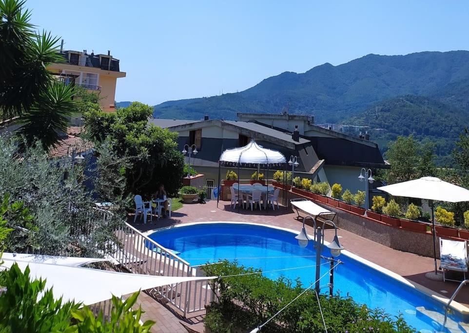 Villa Elvira Pellezzano ภายนอก รูปภาพ