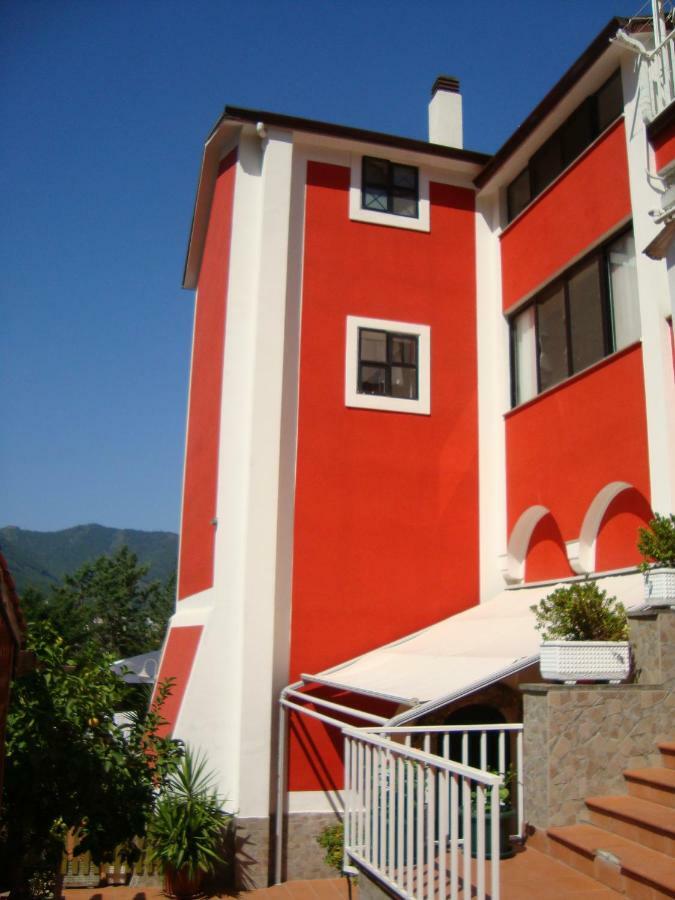 Villa Elvira Pellezzano ภายนอก รูปภาพ